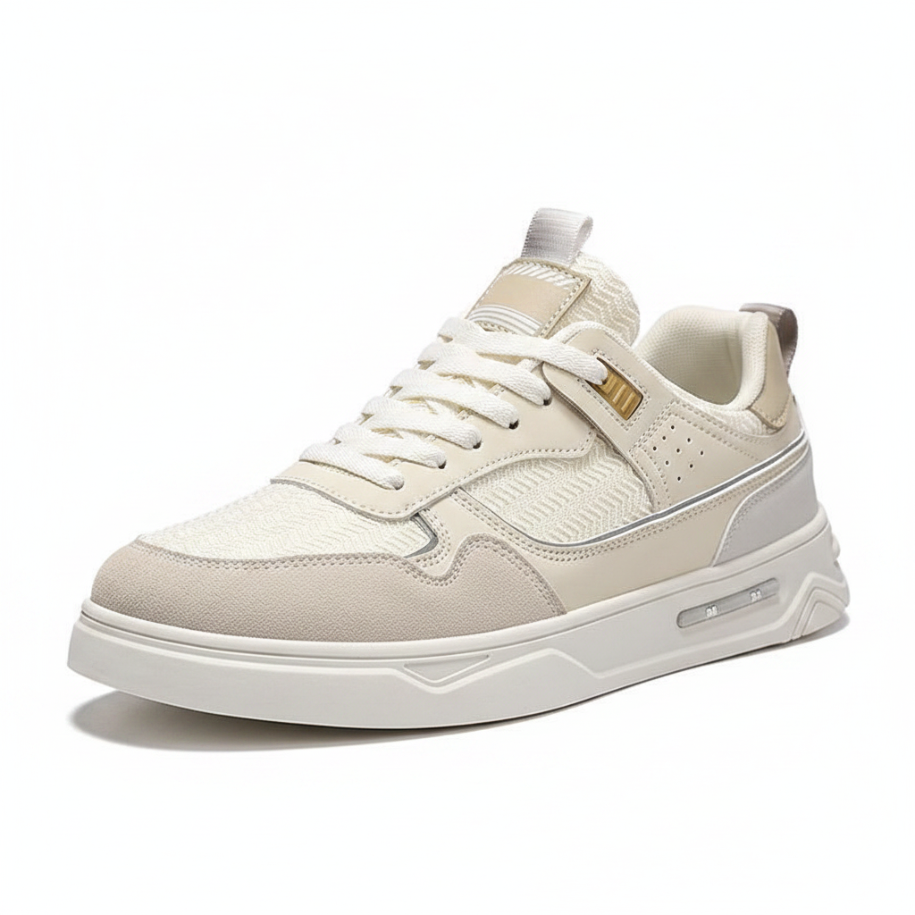 Sneaker beige crème – Vue 3/4 avant gauche – fond blanc studio