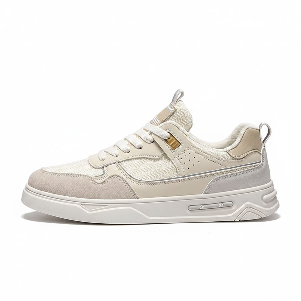 Sneaker beige crème – Vue profil gauche – fond blanc studio