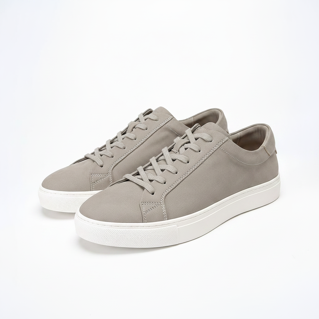 Noivin — Greige Sneaker 3/4 Front
